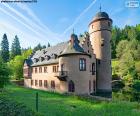 Mespelbrunn Kalesi, biri en güzel ve pitoresk Kuzey Bavyera, Almanya